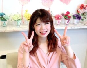 ハピネスの会員様のお見合いの調整を担当しているあきで～す💕 みなさんがハピネスにご入会されたら私がお見合いのお世話させていただきますからね(*^^)v