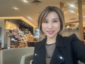 まだまだ間に合いますからね~💕 クリスマスに向けて婚活をスタートされる方が急増中で~す(*^^)v