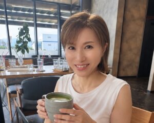 婚活スタートから半年の女性会員さまとカフェで緊急ミーティング♪ しっかり目標を決めて来年３月のご成婚をめざしてリスタートです✨