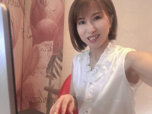 大阪の男性会員さまがご成婚されました(*^^)v オンラインで嬉しいご報告をいただきました! 距離を感じさせないサポートで幸せなご縁が実りました✨